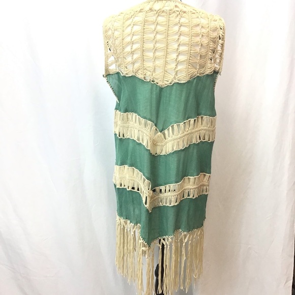Umgee Green Boho Crocheted Knit Fringe Western Long Vest Size Medium - Picture 3 of 8